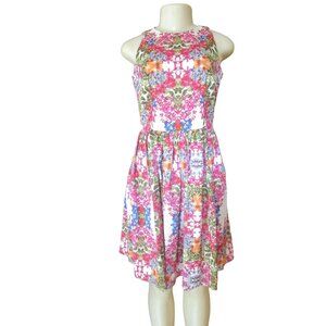 New w Tags, Maggy London Fit Flare Pink Floral Dress in Size 2